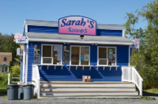 Flagship Inn Hotels in Boothbay Harbor