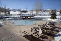Villas at Snowmass Club - Pool