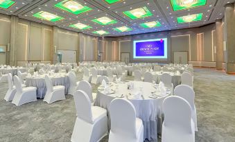 Crowne Plaza Manama (Bahrain)