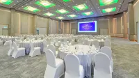 Crowne Plaza Manama (Bahrain) Hotels in Мухаррак