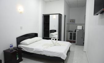 Van Nguyen Minihouse