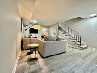 2 Bed/1.5 Bath Apartment