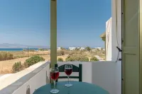 Studios Vrettos Beachfront Hotel - Ocean View