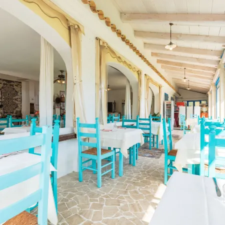 Hotel S'Ortale Possibilità di Parcheggio Interno e Ristorante All'Aperto