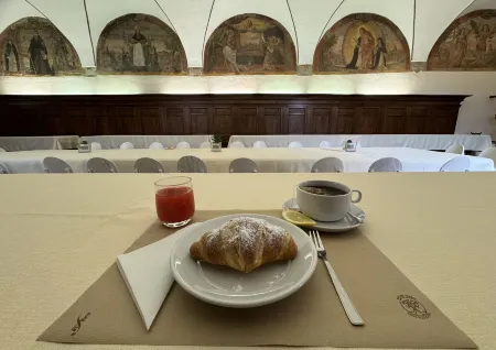 Monastero SS. Annunziata Отели в г. Acqualoreto