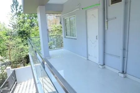 Brundavan Suites Отели в г. Pedda Waltair