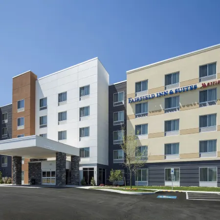 Fairfield Inn & Suites Hershey Chocolate Avenue