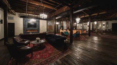 GunRunner Boutique Hotel Отели в г. Флоренс