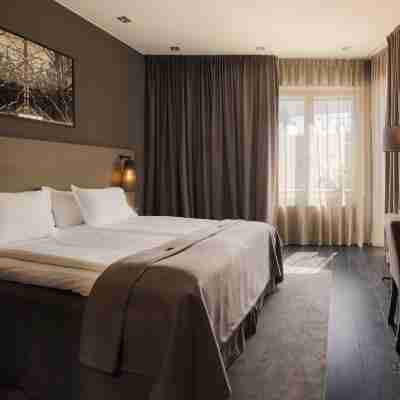 The Lamp Hotel & Spa Rooms