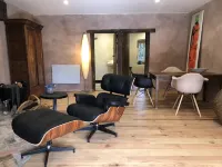 Zone Bleue Hotels in Saint-Bonnet-de-Four