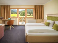 Hotel Vitaloase zu Den Drei Brüdern Hotels in Unken