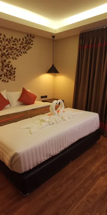 ห้องซูพีเรียร์ เตียงใหญ่ 1 เตียง