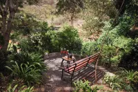 Villa Rock Stop Falls