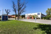 Motel 6 Uvalde, TX Hotel a Uvalde