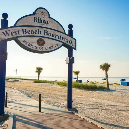 Super 8 by Wyndham Biloxi