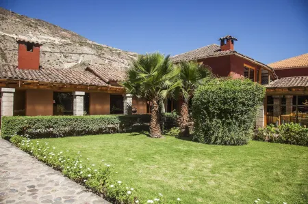 Hotel San Agustin Urubamba Отели рядом с достопримечательностью «Урубамба»