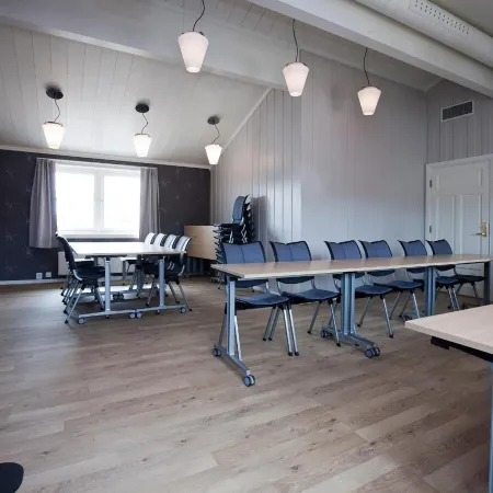 Erzscheidergaarden Hotell Отели в г. Ророс