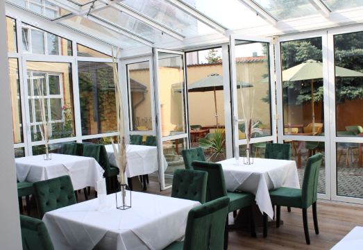 슈프레제잇 호텔 커넥트