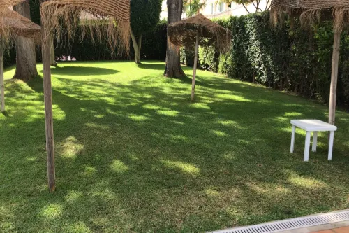 Apartment Hispanidad with Pool - Happy Rentals