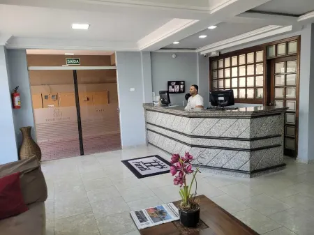 Hotel Parati Arapongas Отели рядом с достопримечательностью «Our Lady of Lourdes Cathedral»