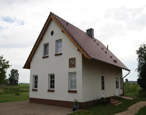 Ferienwohnung Gute Luise in Fuenfseen فنادق في Funfseen