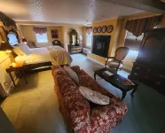 Arlington Inn & Spa Hotels in Arlington