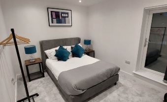 Modern 2 Bedroom Apartments - Camberley