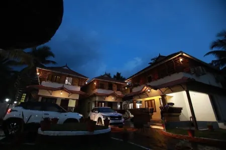 Lake Tree Homes and Resorts Отели в г. Кумараком