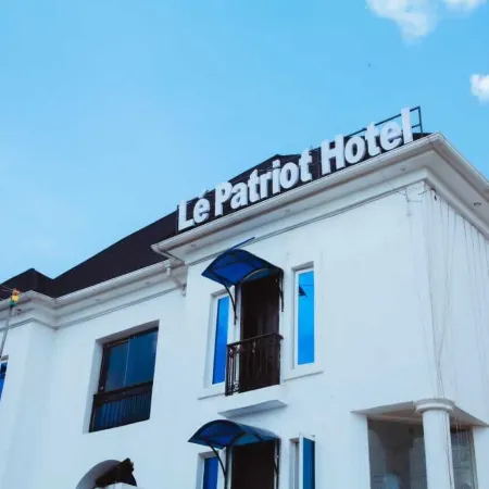 Le Patriot Hotel