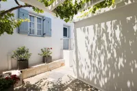 Michael Zeppos Studios Naousa
