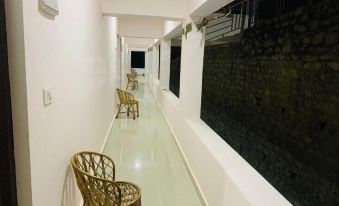 Hotel Himsarovar And Restaurant