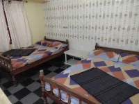 Padmashree Lodge Hotels near Kerekatte Vanyajeevi Valaya Checkpost