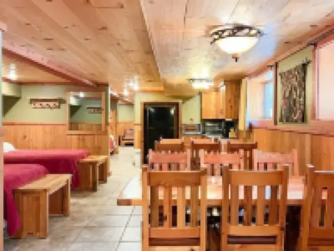 Club 51 Hotels in Iron County