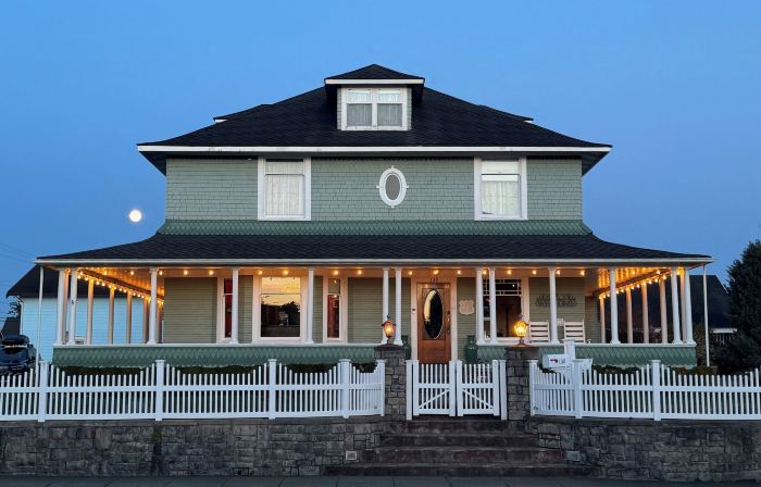 Hubble House Inn