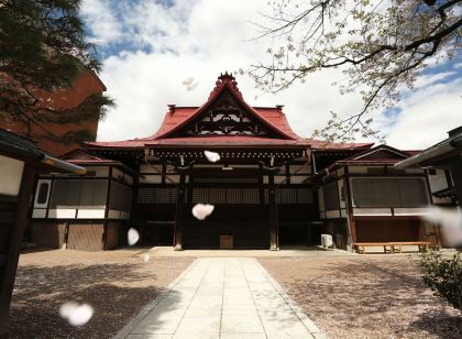 Temple Hotel Takayama Zenkoji