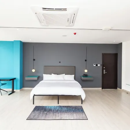 Bankable Roomzzz