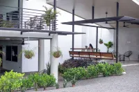 Nomad Living CR Các khách sạn ở Carara
