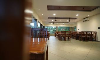 Akay Resort & Villas
