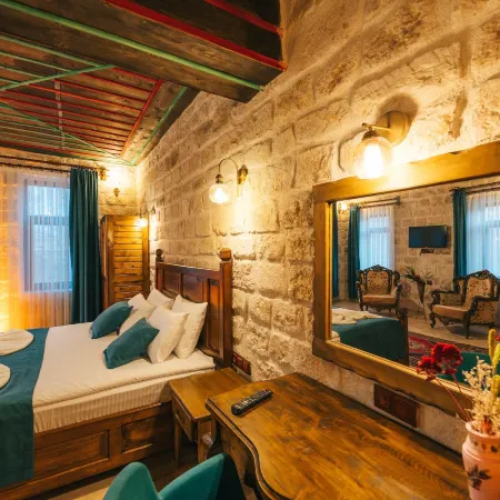 Cappatria Cave House