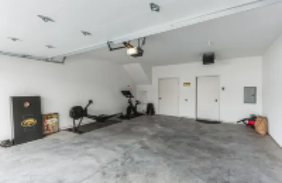 New Modern Townhome with Rooftop Patio 2 Bedroom Townhouse by RedAwning