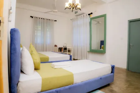 Istana Villa Mirissa Отели рядом с достопримечательностью «Whale watching Mirissa with Geeth»