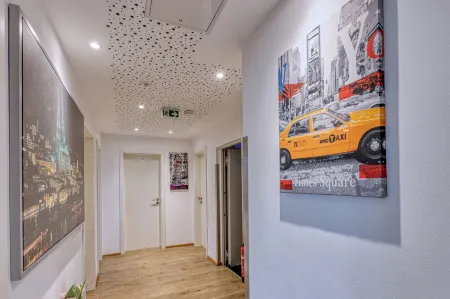 Touch down Motel Отели в г. Нойнкирхен-Зельшайд