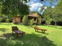 Villa de Lagoon View Hotel dekat Pangkalan Pesawat Laut Laguna Mawella
