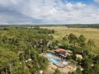 Huttopia Landes Sud Hotels in Magescq