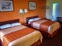 Nassau Holiday Motel 유리 호텔