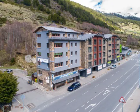 Apartaments Riu d'Incles Hotels in Canillo