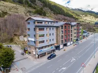Apartaments Riu d'Incles - Mountain view
