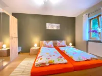 Comfortably Furnished Apartment in Lower Bavaria Hotels near St. Johannes der Täufer
