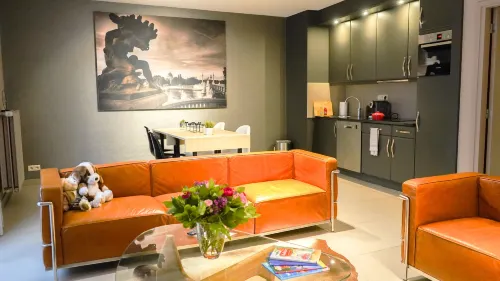 Amosa Liège City Centre Apart Regence 17 - Homestays