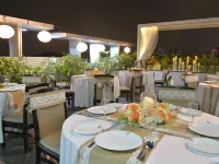 Rockland Hotel, C.R Park Hotels near ISKCON Temple